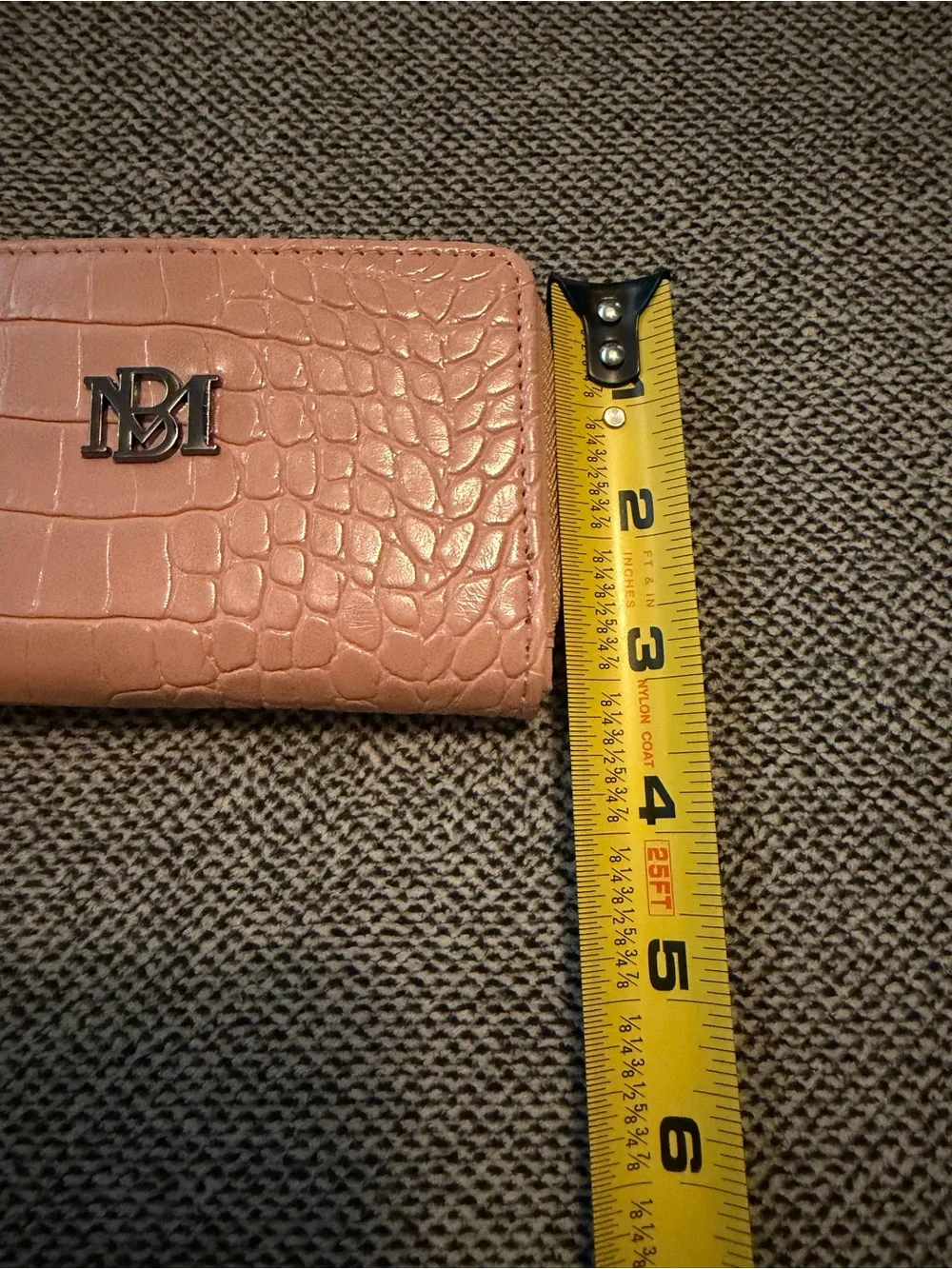 NWT Badgley Mischka Blush Croc-Embossed Zip Wallet